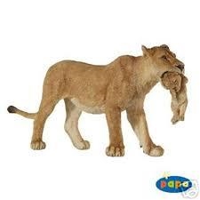 FIGURA PAPO LEONA CON CACHORRO | 3465000500436 | Librería Castillón - Comprar libros online Aragón, Barbastro