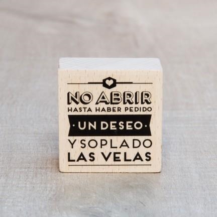 SELLO MEDIANO NO ABRIR HASTA HABER PEDIDO UN DESEO (madeera) | 8436547183067 | MR WONDERFUL | Librería Castillón - Comprar libros online Aragón, Barbastro