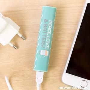 POWER BANK BATERIA EXTERNA PEACE LOVE AND BATTERY - MR WONDERFUL | 8436557680075 | MR WONDERFUL | Librería Castillón - Comprar libros online Aragón, Barbastro
