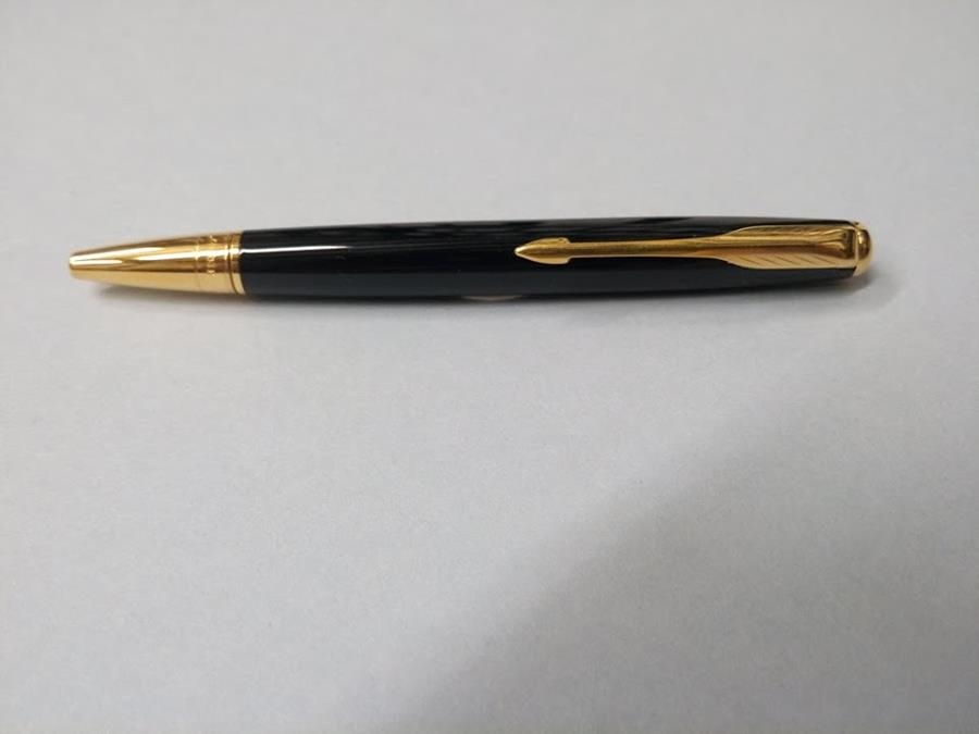 PARKER SONNET MINI MONOBLOCK BOLÍGRAFO NEGRO Y ORO | PARKER0002 | PARKER | Librería Castillón - Comprar libros online Aragón, Barbastro
