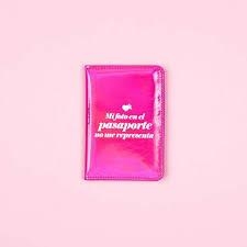 FUNDA PASAPORTE LA VECINA RUBIA | 8436544266442 | VV.AA. | Librería Castillón - Comprar libros online Aragón, Barbastro