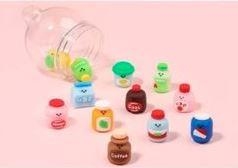 BOTE CON 12 GOMAS DE BORRAR DECORADAS KAWAII KUKI VENDING | 8431234191790 | Librería Castillón - Comprar libros online Aragón, Barbastro